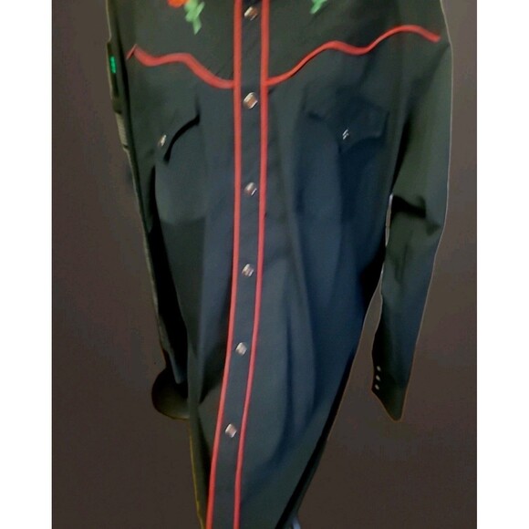 Mans Long Sleeve Western Shirt/ Snaps/Red Roses Vintage Size L Worn By Musician - Picture 3 of 10